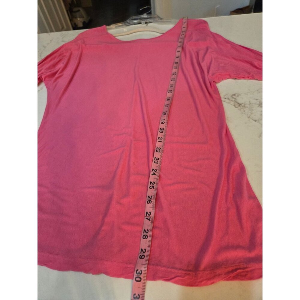Vince Top Medium Rose Pink Dolman Sleeve Lightweight Knit Tiny Flaw Scoop Neck - Picture 11 of 11